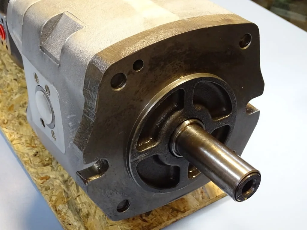 Хидравлична помпа VOITH IPH5/3/2-64/16/8 701 gear pump — снимка 3
