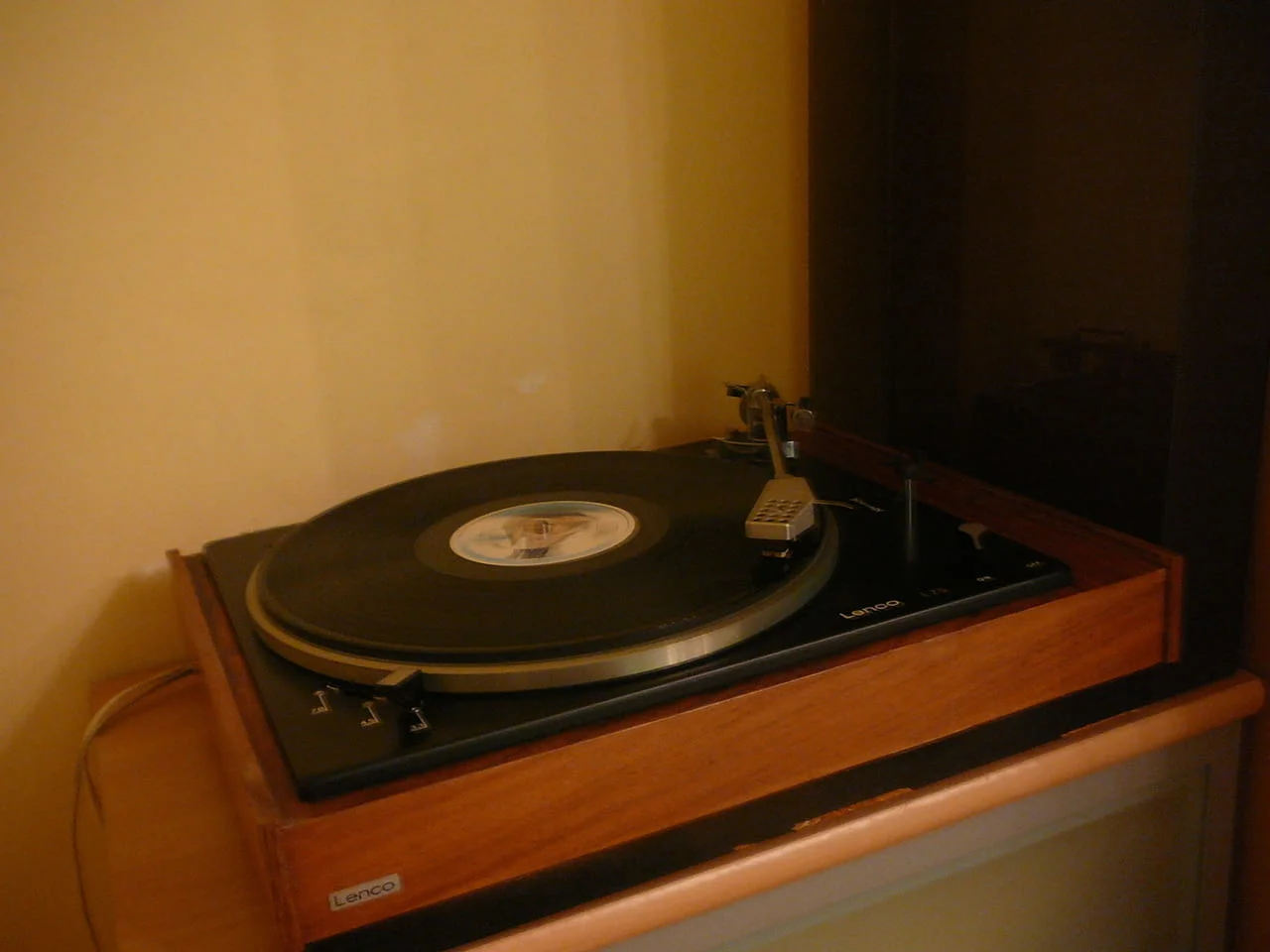 Lenco l75 — снимка 9