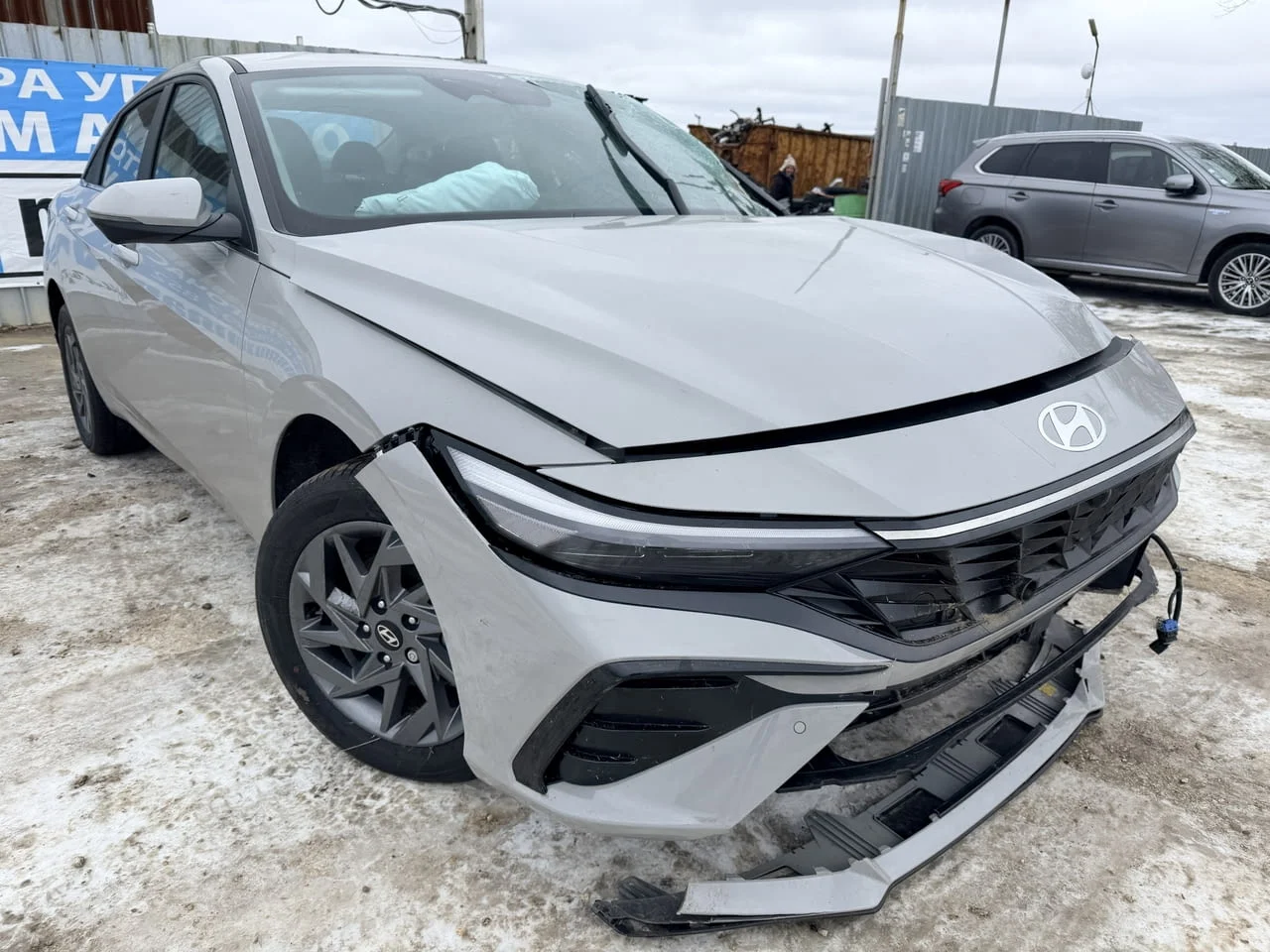 Hyundai Elantra 7, 1.6 MPI двигател G4FM, 123 кс., автоматик, 24000 км., 2024 г., Хюндай Елантра 7,